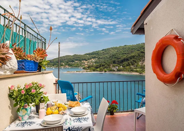 Casa Antica Portovener * Porto Venere